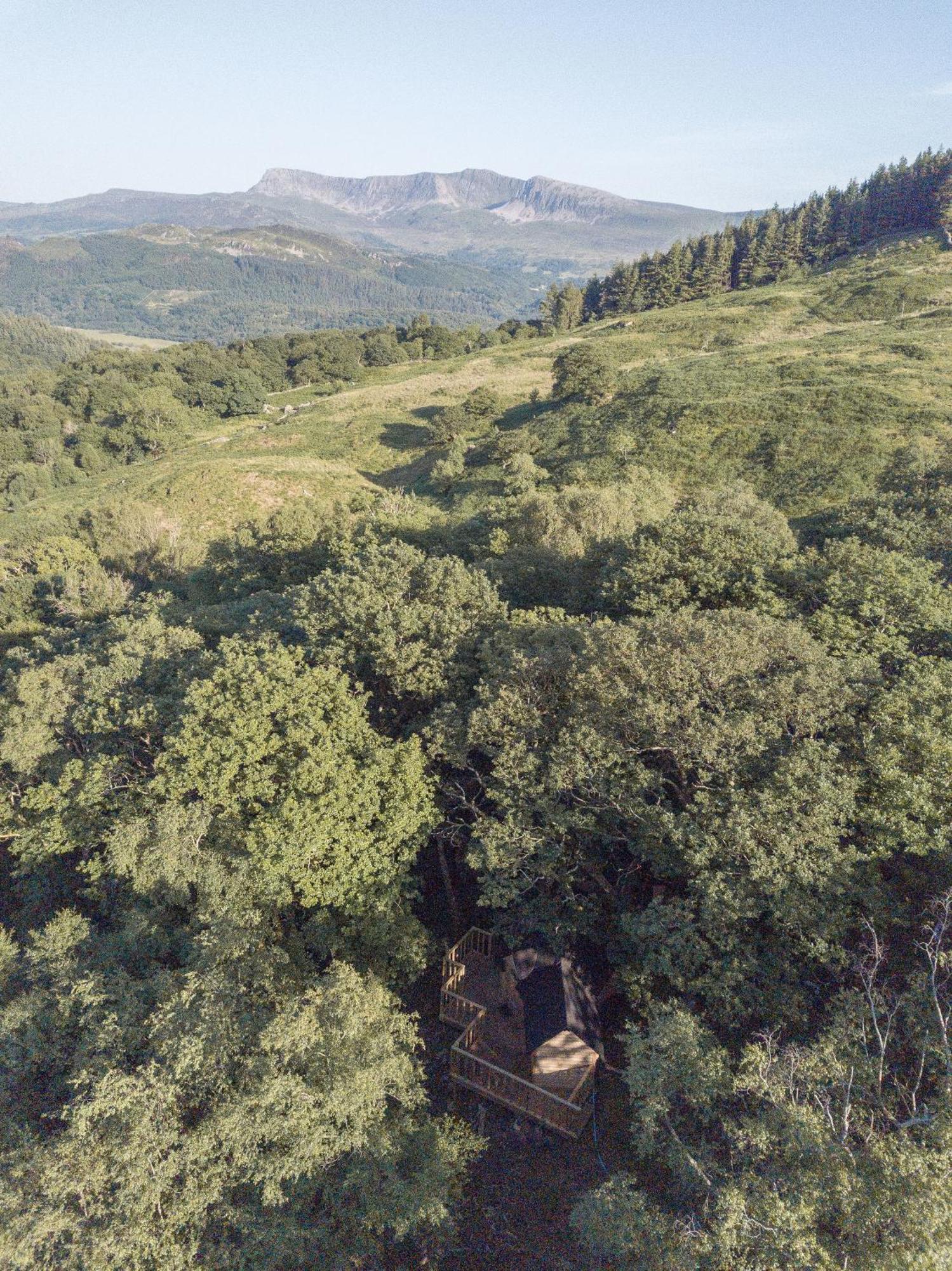Chestnut Tree House With Hot Tub & Sauna Barmouth Dış mekan fotoğraf