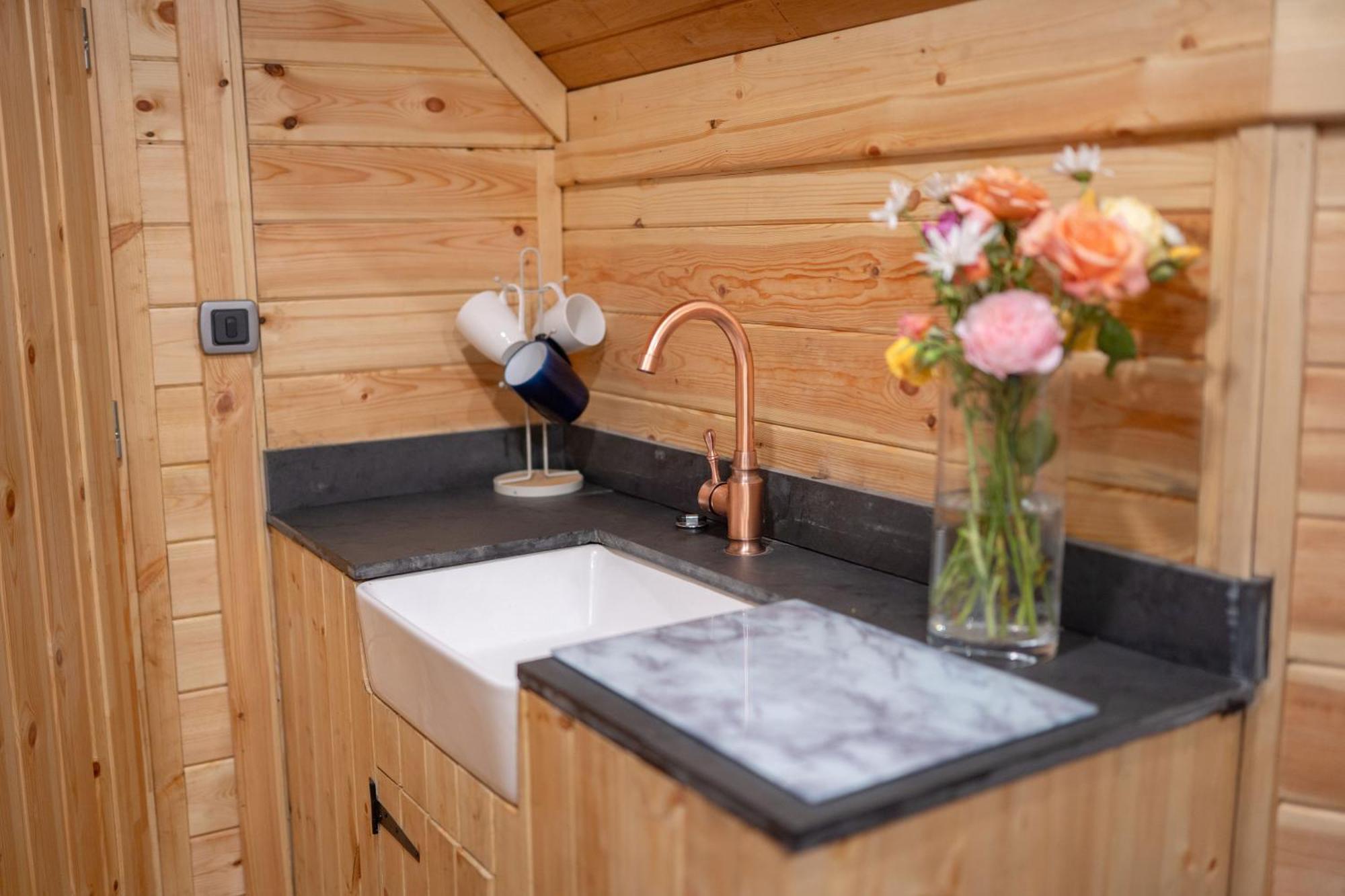 Chestnut Tree House With Hot Tub & Sauna Barmouth Dış mekan fotoğraf